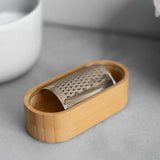 AHŞAP BAMBU HAZNELİ METAL BOMBELİ RENDE